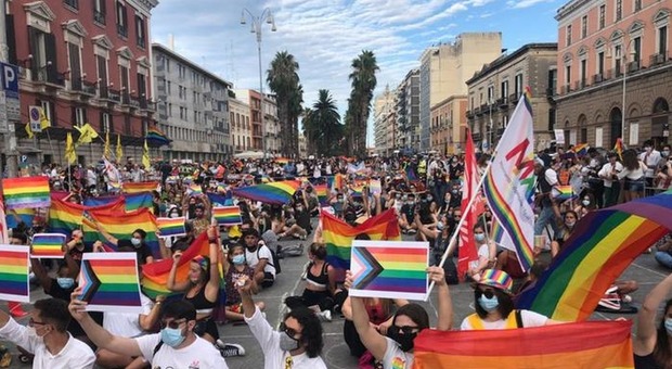 Il pride a Bari, foto di repertorio