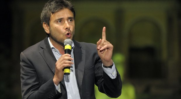 Elezioni, Di Battista esulta: M5s prima forza politica a Roma