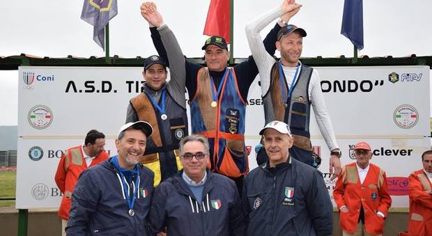 Il gaetano Gianluca Muoio sul podio della Fossa Universale