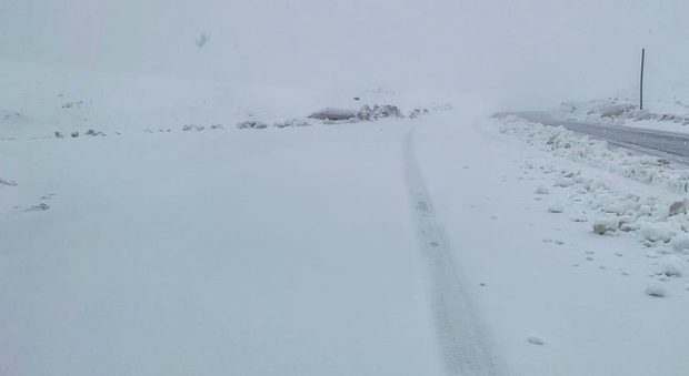 Rieti, chiusa la strada turistica del Terminillo per neve