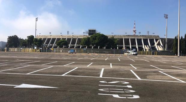 “Falsi” pass per parcheggiare l'auto fuori dallo stadio: i vigili scovano 70 furbetti