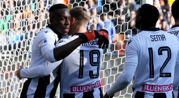 L'Udinese demolisce il Sassuolo: 3-0 e Napoli agganciato a quota 24 punti