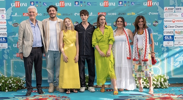 Il cast di “Noi anni luce al Giffoni Film Festival