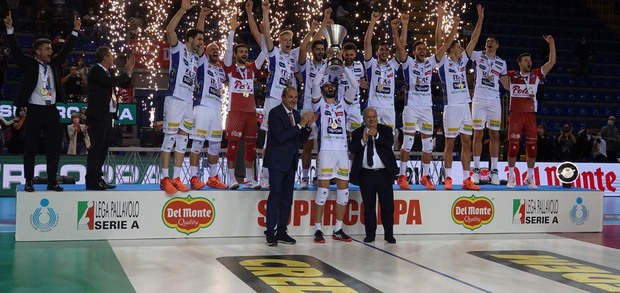 Supercoppa a Trento, per Michieletto è il terzo trofeo in un mese. 3-1 a Monza, alla prima finale