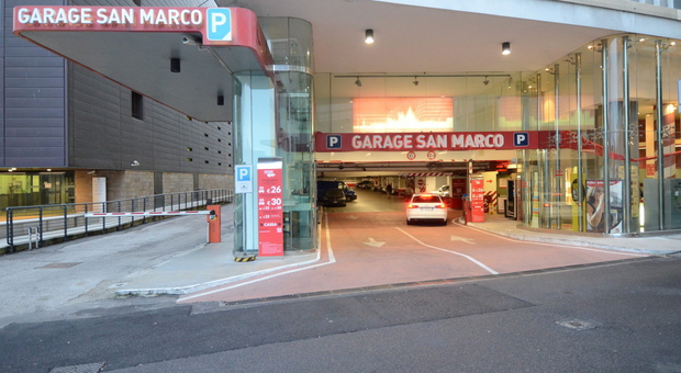L'ingresso del garage San Marco a piazzale Roma, Venezia