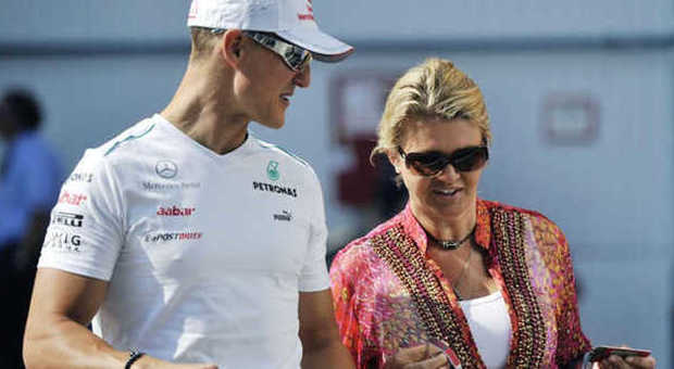 MIchael Schumacher con la moglie Corinna prima dell'incidente