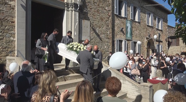 I funerali di Giorgia Panciarola (foto UmbriaOn.it)