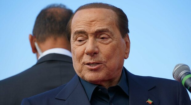 Governo, per Berlusconi solo elezioni. E i ribelli di Forza Italia: «Così ci perde»