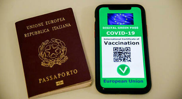 VerificaC19, l'App che controlla la validità del Green Pass. Multe fino a 1.000 euro