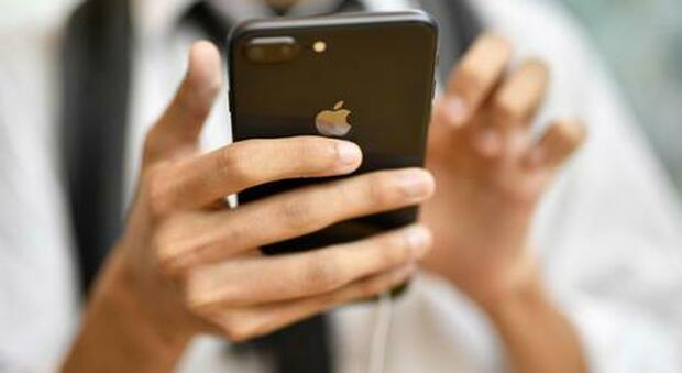 Apple lancia 'Self Service Repair': adesso gli iPhone si riparano in autonomia