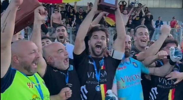 Calcio, Ugento batte il Bisceglie 4-0 e vola in Serie D per la prima volta nella storia