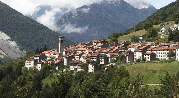 Il borgo di Erto, in provincia di Pordenone, è tra i comuni svantaggiati