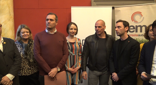 Europee, nasce a Napoli con de Magistris e Varoufakis la prima lista transnazionale