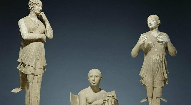 Orfeo e le Sirene, le sculture contese tornano in Italia: erano al Getty di Los Angeles. «Rubate a Taranto in uno scavo illegale»