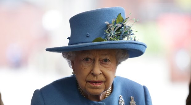 Regina Elisabetta, morto il suo ultimo cane corgi