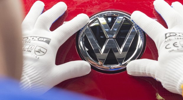 Volkswagen pronta a tagliare 30 mila posti di lavoro dopo le perdite per il dieselgate