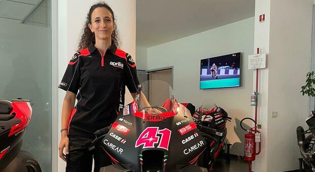 Cristina Toteri: «In MotoGp ho vinto contro i pregiudizi». In Aprilia Racing è l’unica donna specializzata nelle saldature delle due ruote da corsa