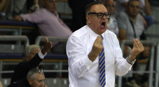 Napoli Basket, esonerato il coach Ponticiello non è più l'allenatore