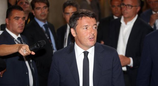 Renzi: l'Italia non è più problema in Ue, finito tempo ostruzionismi e salotti buoni