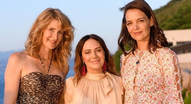 Katie Holmes e Laura Dern a Capri per l'opening party di Zimmermann