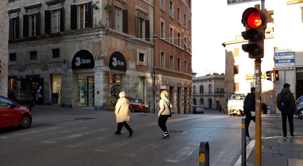 Perugia, un piano per adeguare sette semafori per i non vedenti