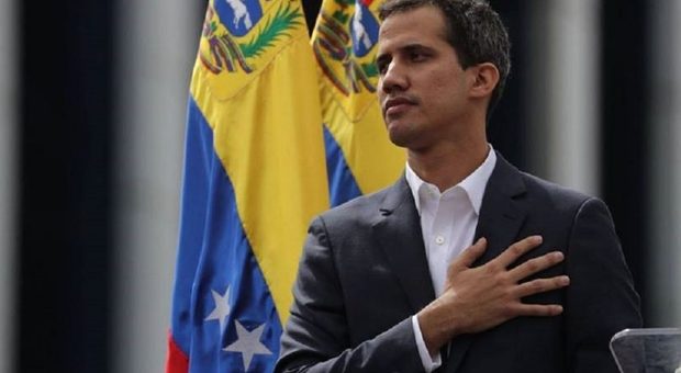 Venezuela, Juan Guaidò attacca Maduro: «Il Parlamento può chiedere l'intervento degli Usa»