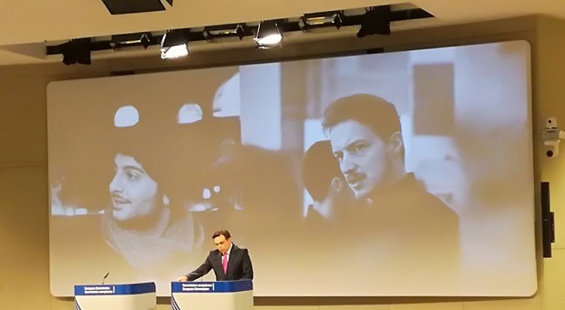 Megalizzi, minuto di silenzio in sala stampa Commissione Ue