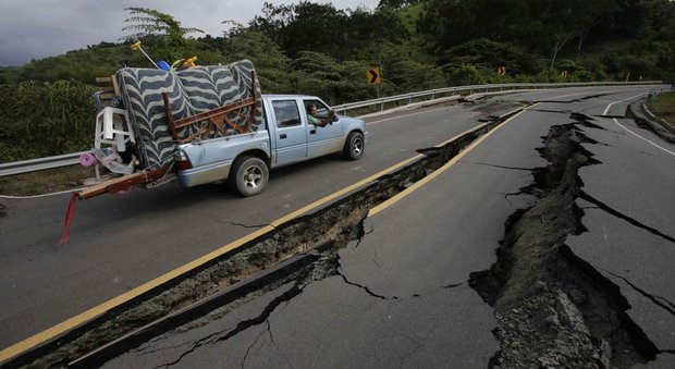 Il terremoto in Ecuador