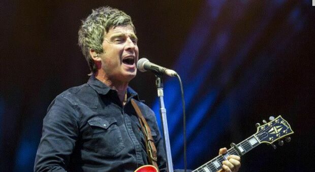 Noel Gallagher: «I Maneskin? Belli da vedere ma non conosco le loro canzoni. Ero solo un disoccupato, la musica mi ha salvato la vita»