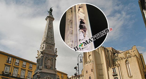 Napoli, 23enne muore in pieno centro: «Si è arrampicato sull'obelisco ed è precipitato nel vuoto»