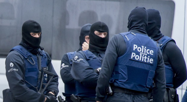 Belgio, otto raid antiterrorismo a Bruxelles: tre fermati