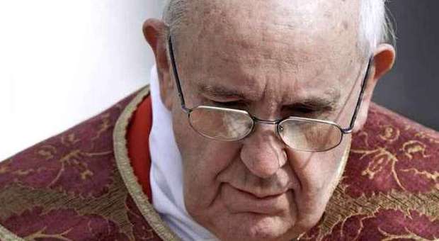 Papa Francesco preoccupato per il maltempo telefona a un parroco