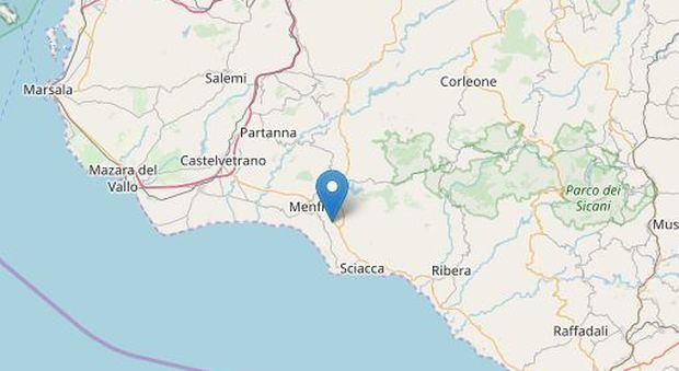 Terremoto, numerose scosse in Sicilia: gente in strada