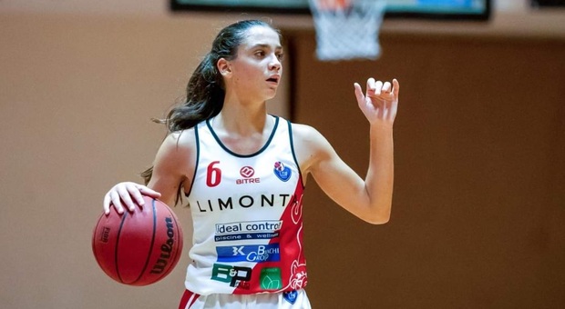 Basket, Matilde Villa: «Europei o maturità? Preferisco il campo: studierò i tiri di Curry»