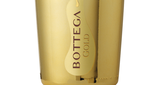La bottiglia d'oro di Bottega Spa è marchio: Liquid Gold condannata per contraffazione e ricettazione