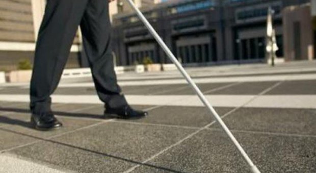 Ascea: scoperto falso cieco, da 5 anni percepiva pensione di invalidità