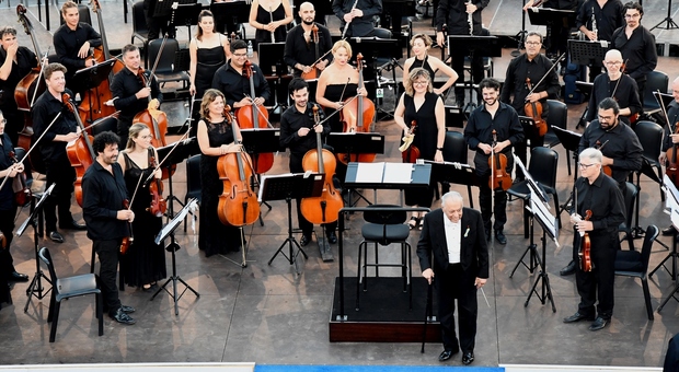 Zubin Mehta, standing ovation per il ritorno al Ravello Festival