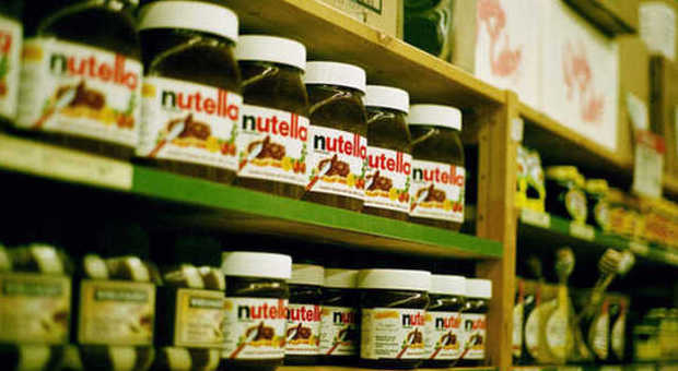 Rubano 29 chili di Nutella dal supermercato: tre denunce