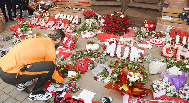 Liverpool-Roma, i giallorossi ricordano le vittime di Hillsborough