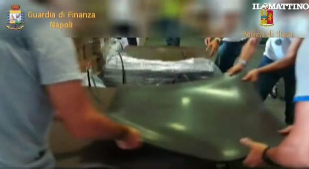 Fiumi di droga dalla Spagna, sequestrati 180 chili di hashish nel deposito di una società di logistica
