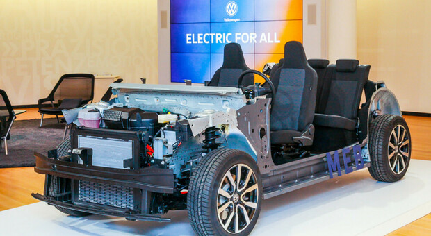Un prototipo elettrico della piattaforma Meb per veicoli elettrici di Volkswagen