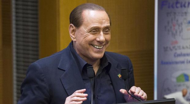 Il Senato salva Berlusconi: no alle intercettazioni con le Olgettine. Veleno Pd-M5S