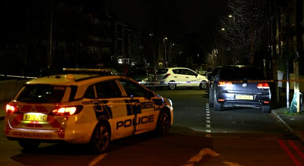 Londra, attacco con l'acidio in strada: ferite nove persone (tra cui una mamma con due figlie piccole)