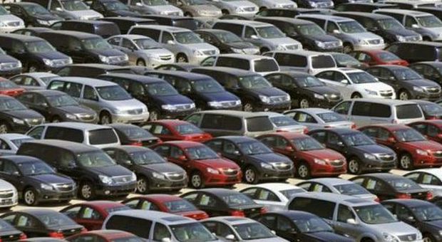 La Provincia di Vicenza ha pubblicato un avviso per la vendita di quattro vecchie auto. I prezzi vanno da 40 a 6.500 euro