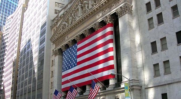 Borsa di New York apre poco mossa