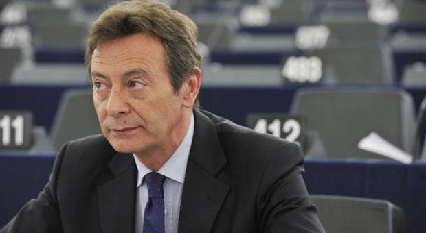 Morto d’infarto l’ex deputato europeo Raffaele Baldassarre. Il dolore della politica