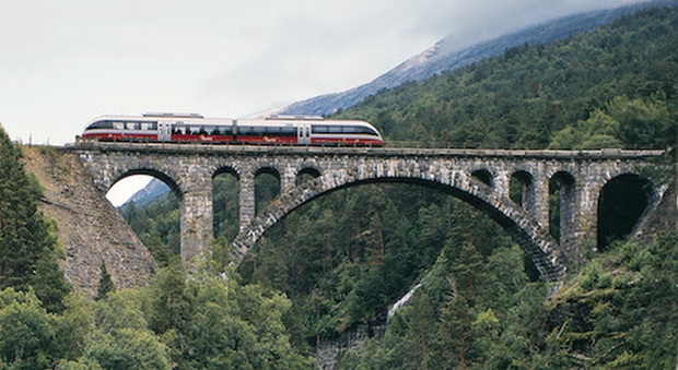 Dal treno alla funivia più ripida del mondo: la Norvegia dal finestrino