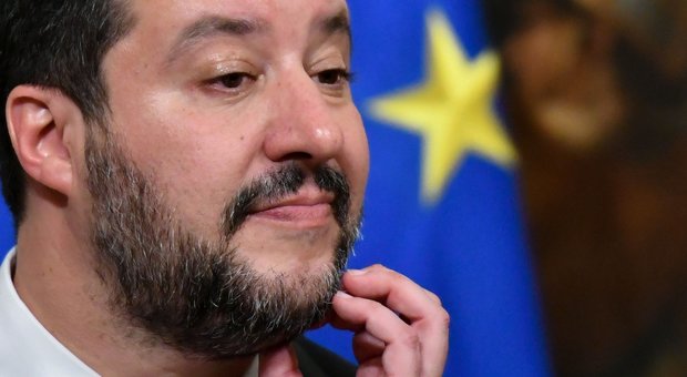 Salvini: sul reddito M5S si schianta. Braccio di ferro su Tav e autonomie
