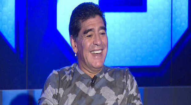 Maradona torna a Napoli ma da commentatore televisivo
