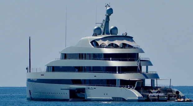 Ostia, al porto arriva il Savannah: super yacht da 100 milioni di dollari con "sala sottomarina"